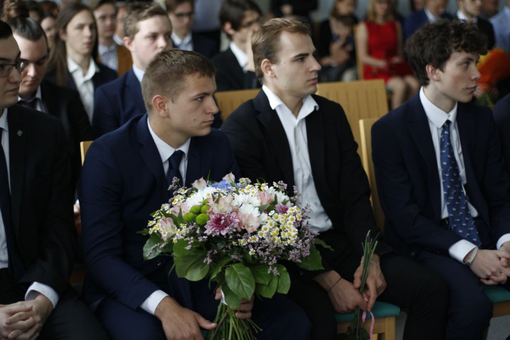 2023 Předání maturitního vysvědčení